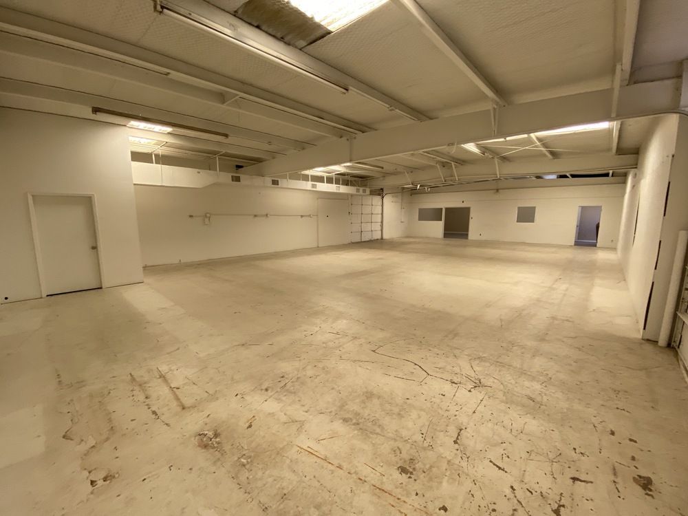 Warehouse with office space For Lease: 1223 Industrial Dr, New Braunfels, TX 78130